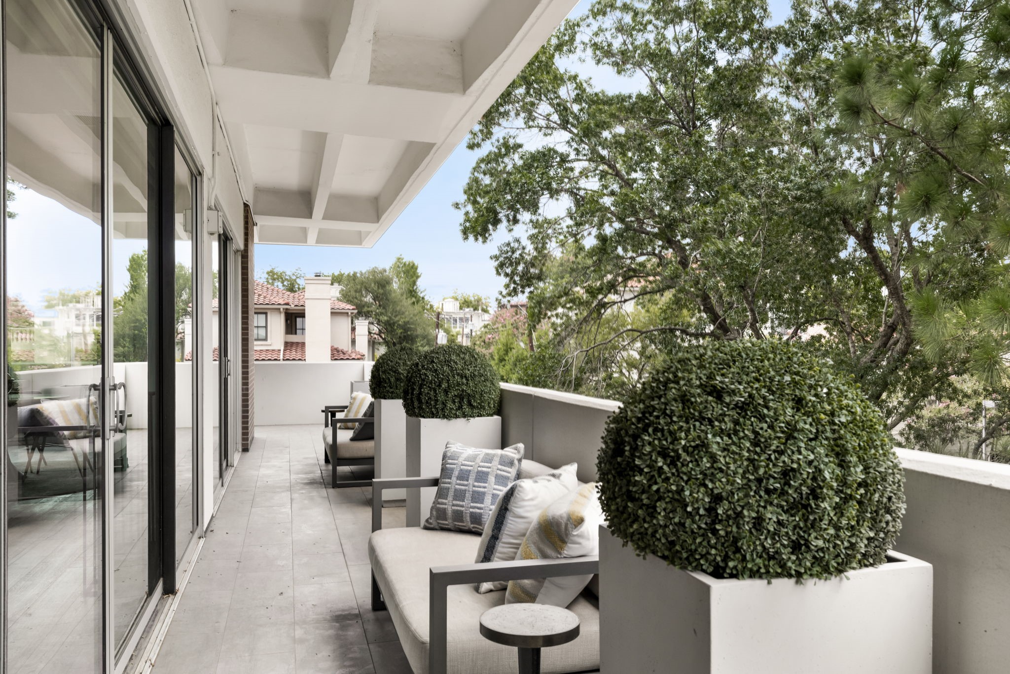 3601 Turtle Creek Boulevard 301