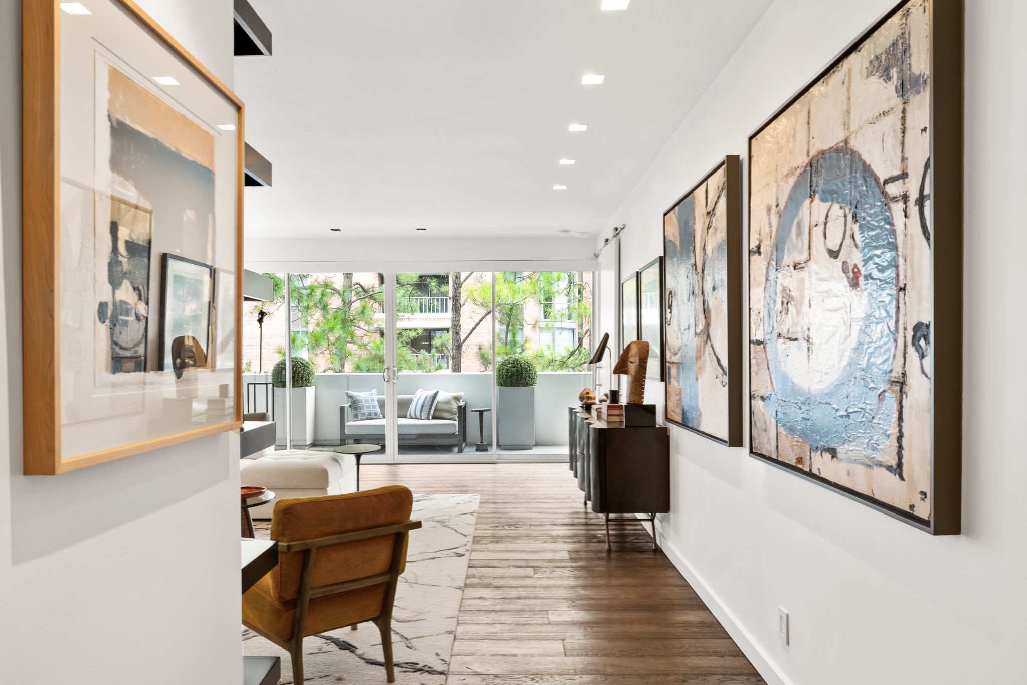 3601 Turtle Creek Boulevard 301