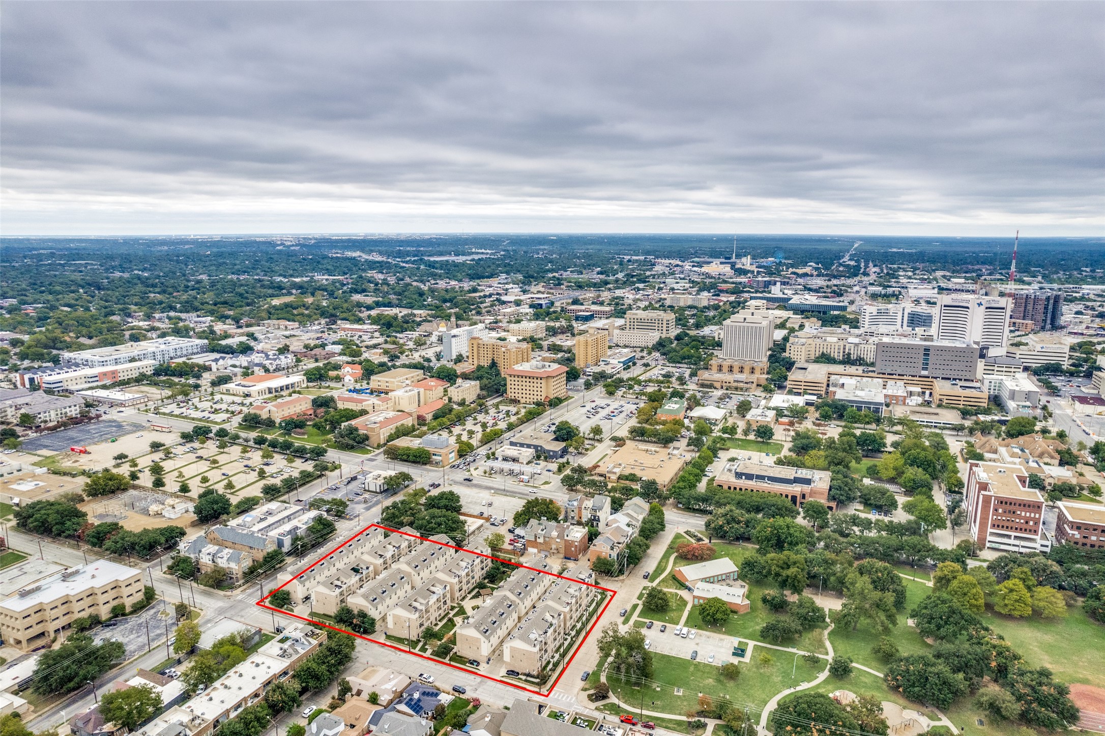 1320 Palm Springs Lane