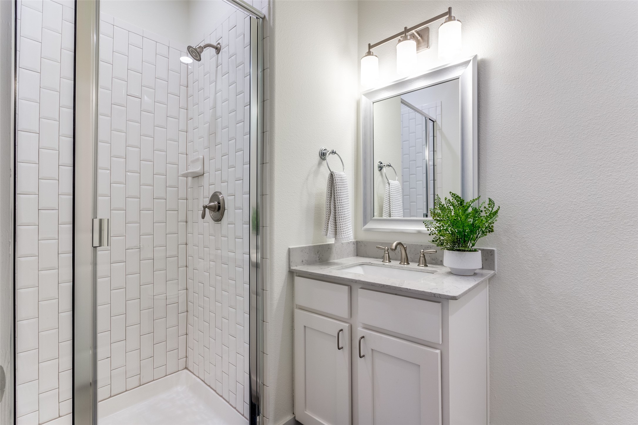 1320 Palm Springs Lane