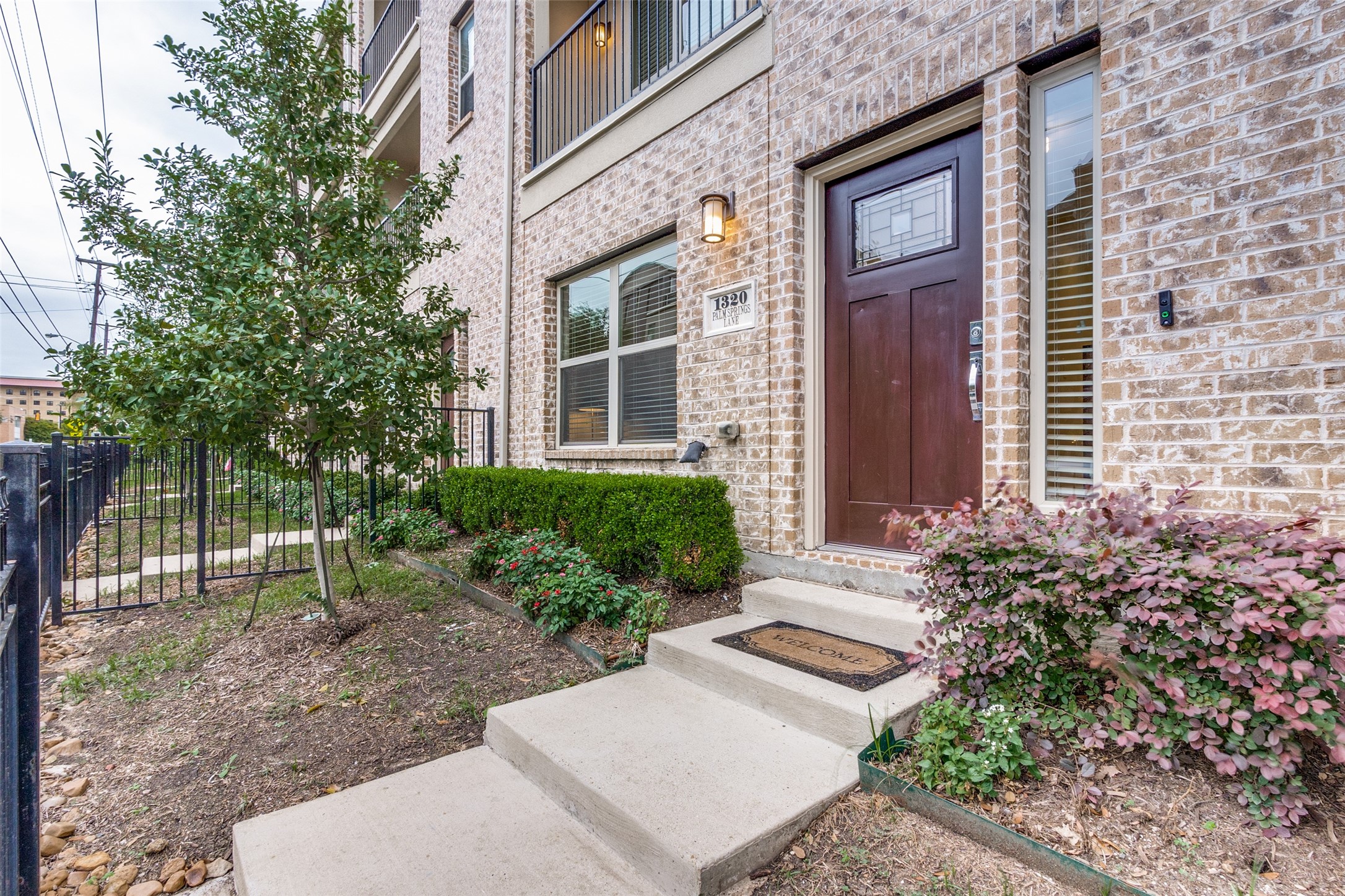 1320 Palm Springs Lane