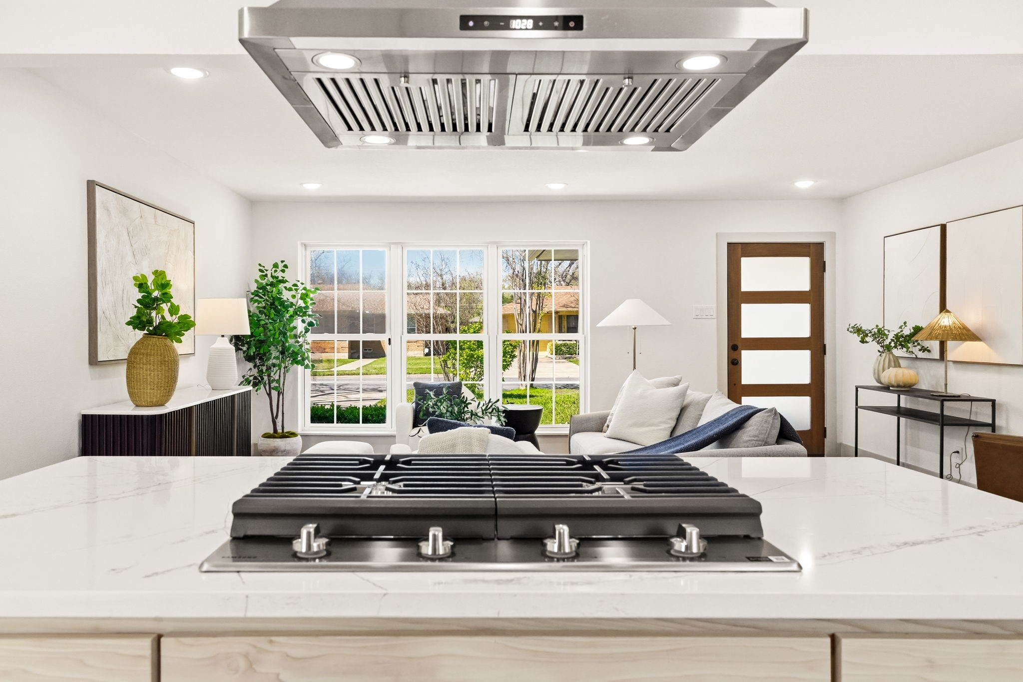 10060 San Lorenzo Drive