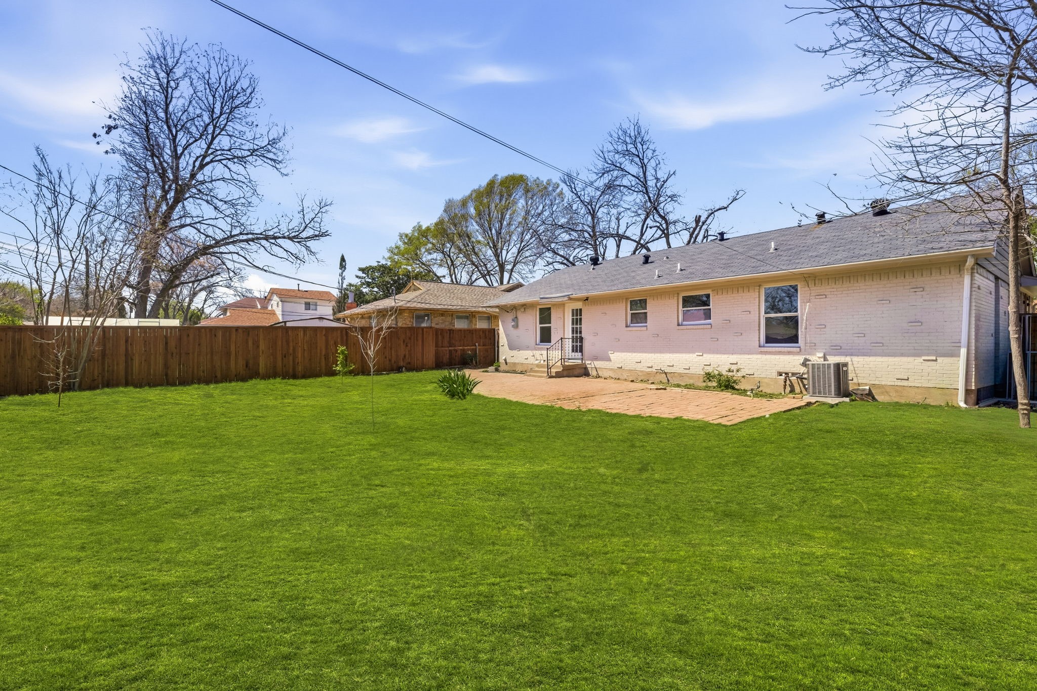 10060 San Lorenzo Drive