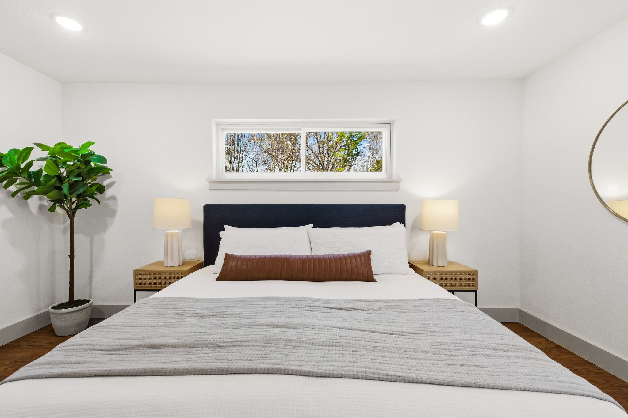 10060 San Lorenzo Drive