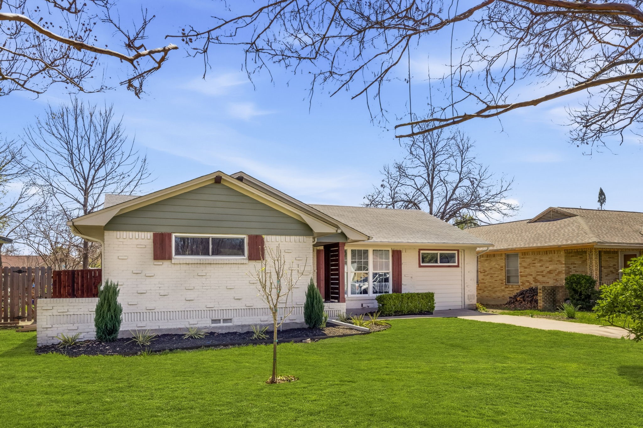 10060 San Lorenzo Drive