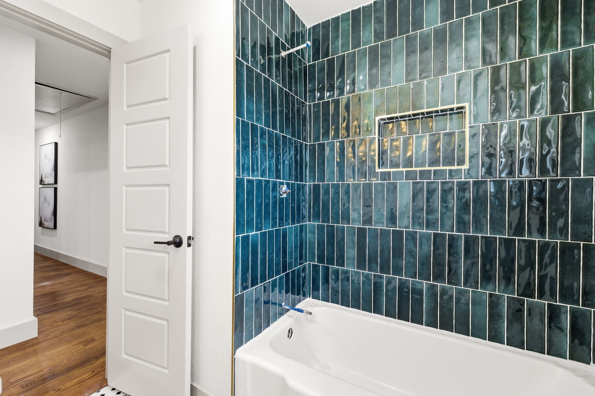 10060 San Lorenzo Drive