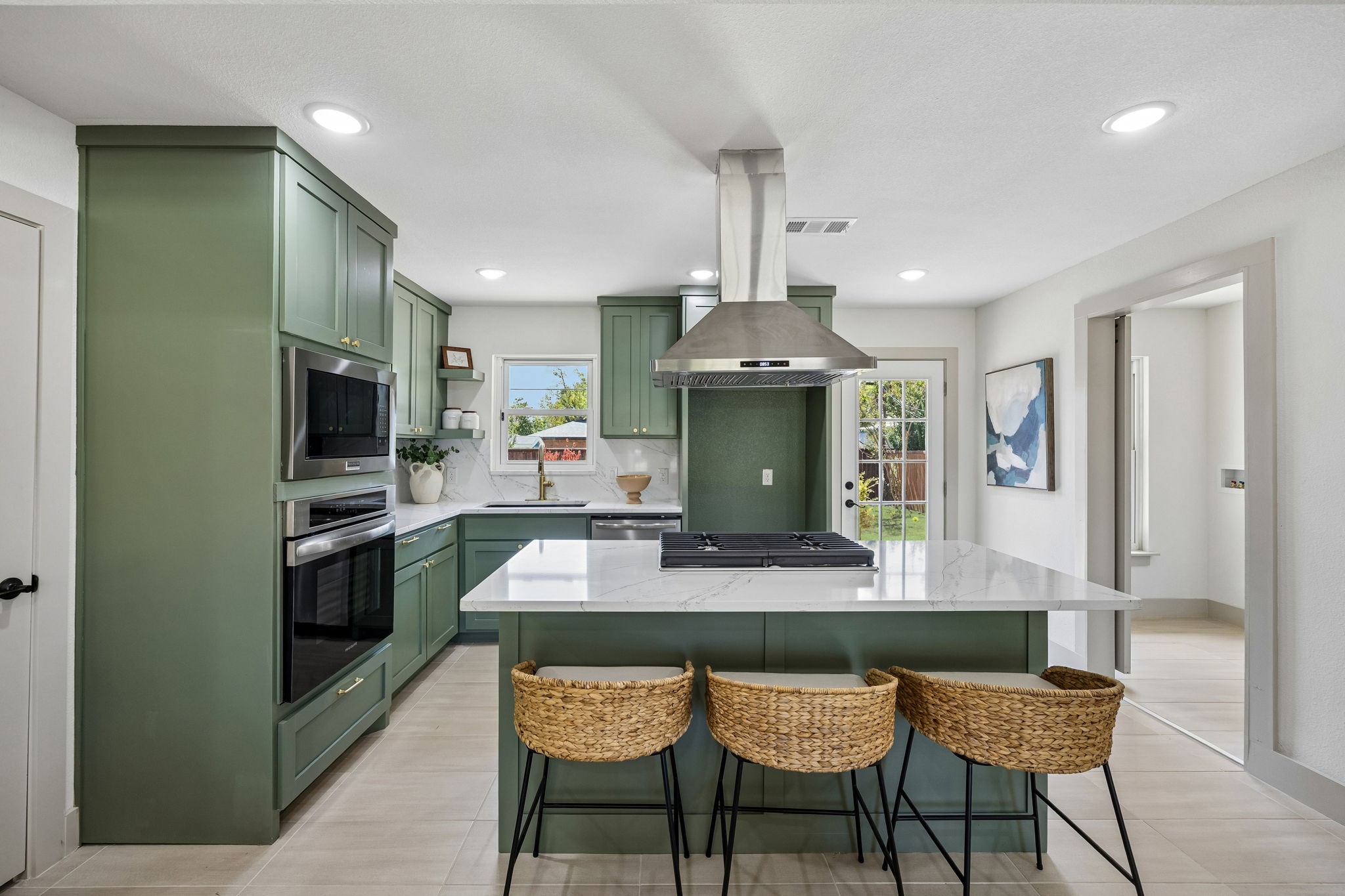 10060 San Lorenzo Drive