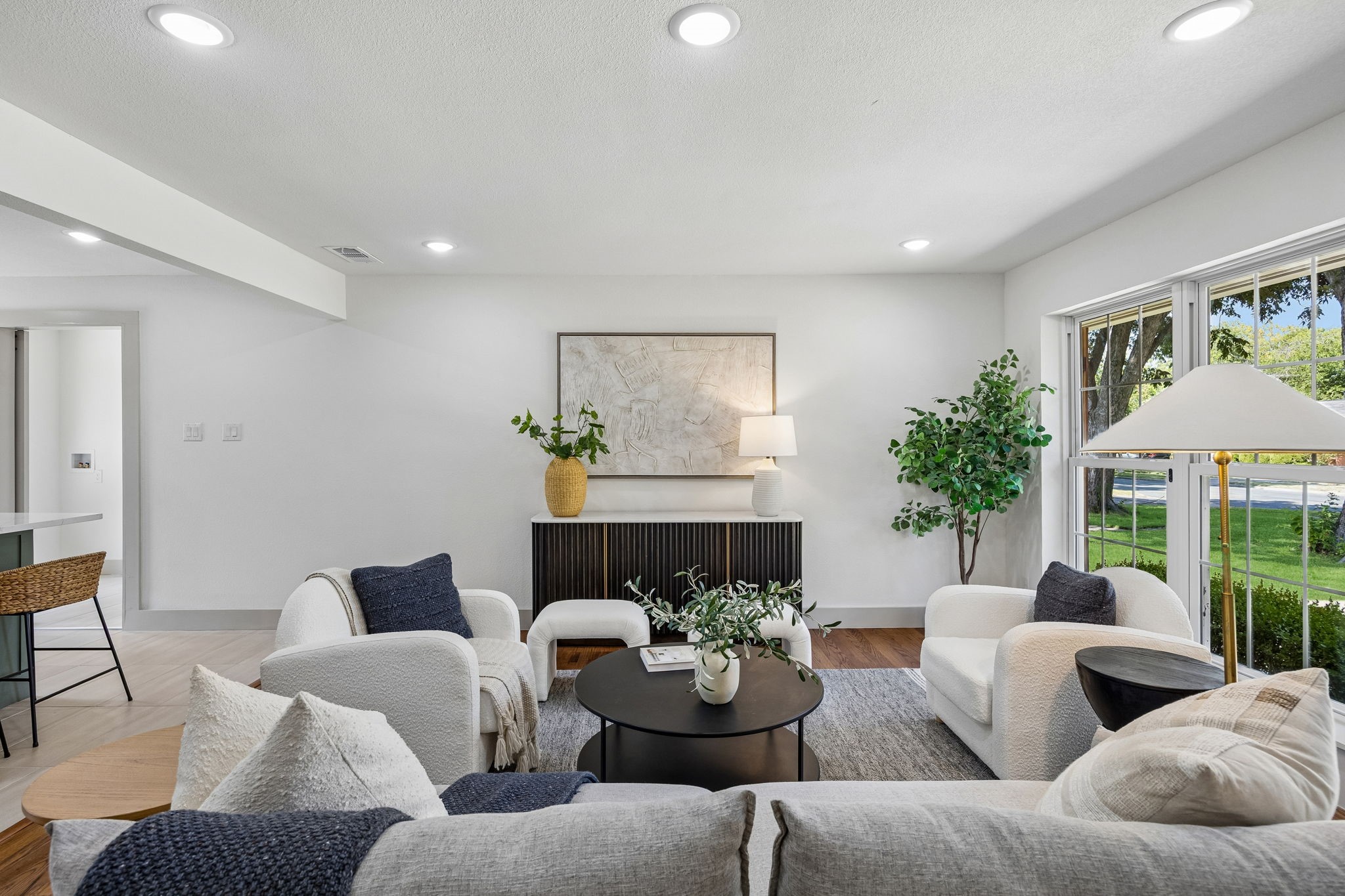 10060 San Lorenzo Drive