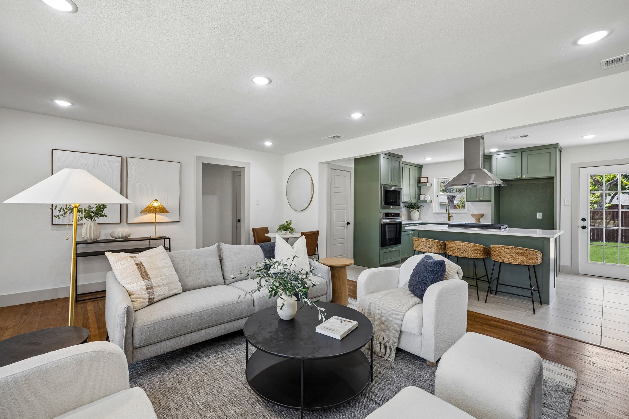 10060 San Lorenzo Drive