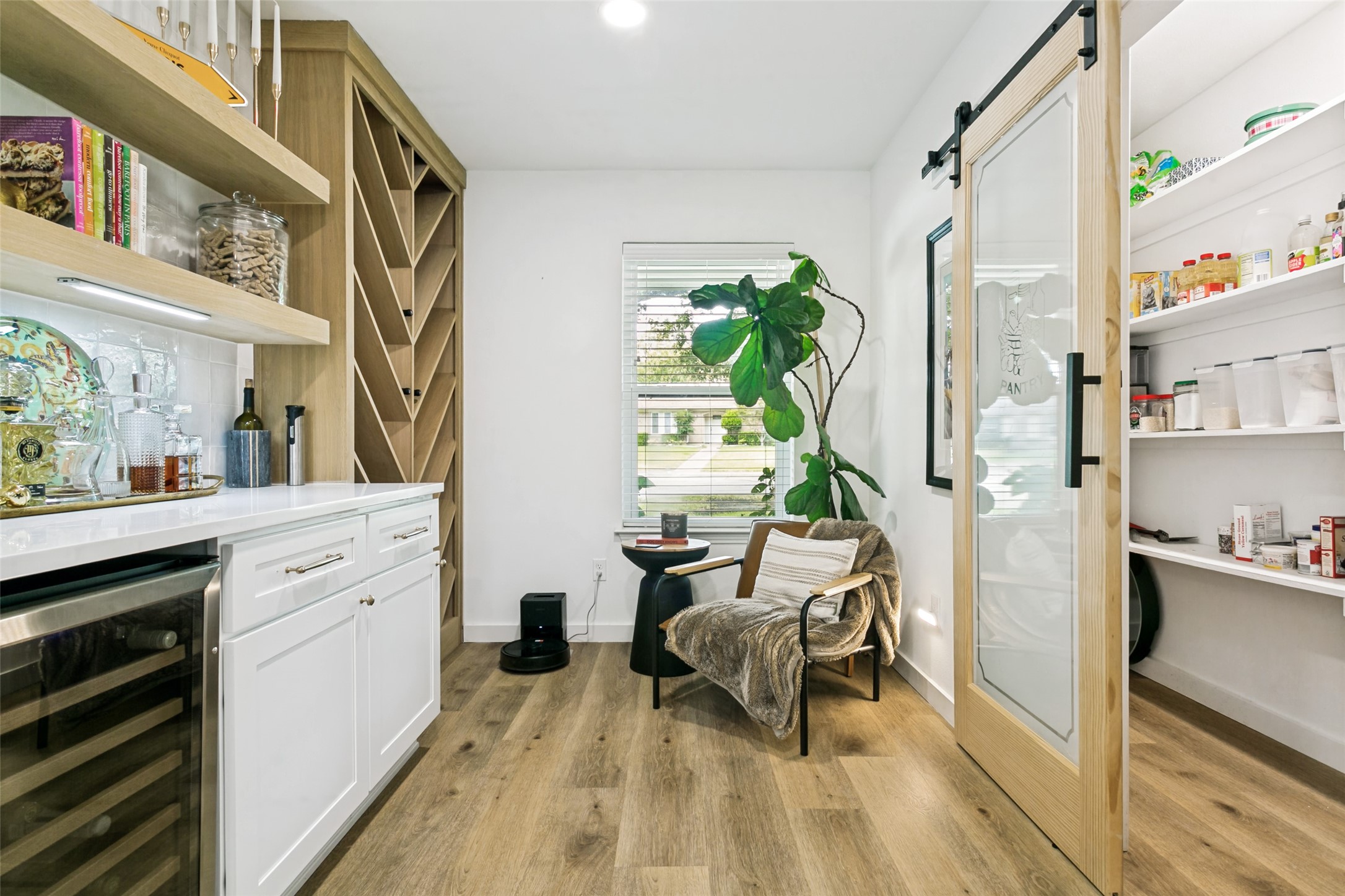 12420 Wood Manor Circle