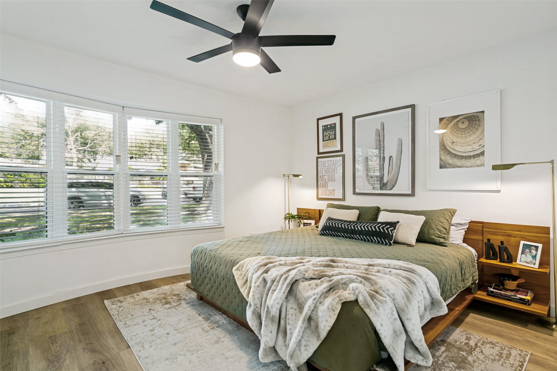 12420 Wood Manor Circle