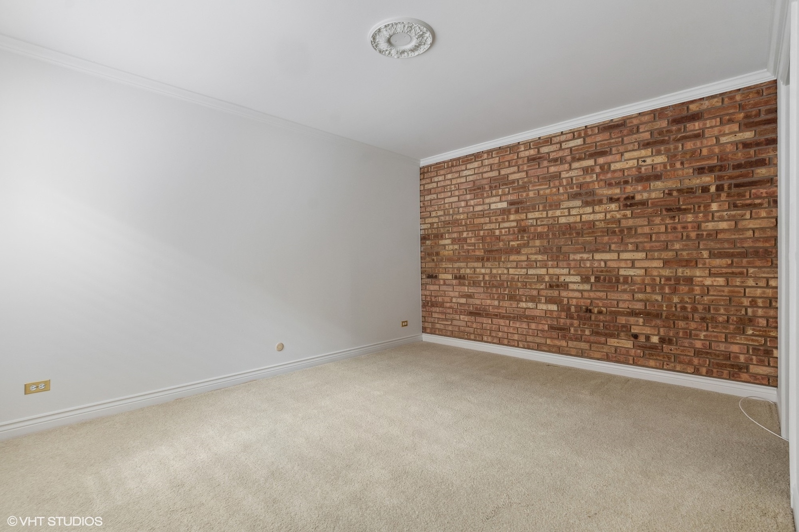 2021 PLYMOUTH Lane Unit: 2021