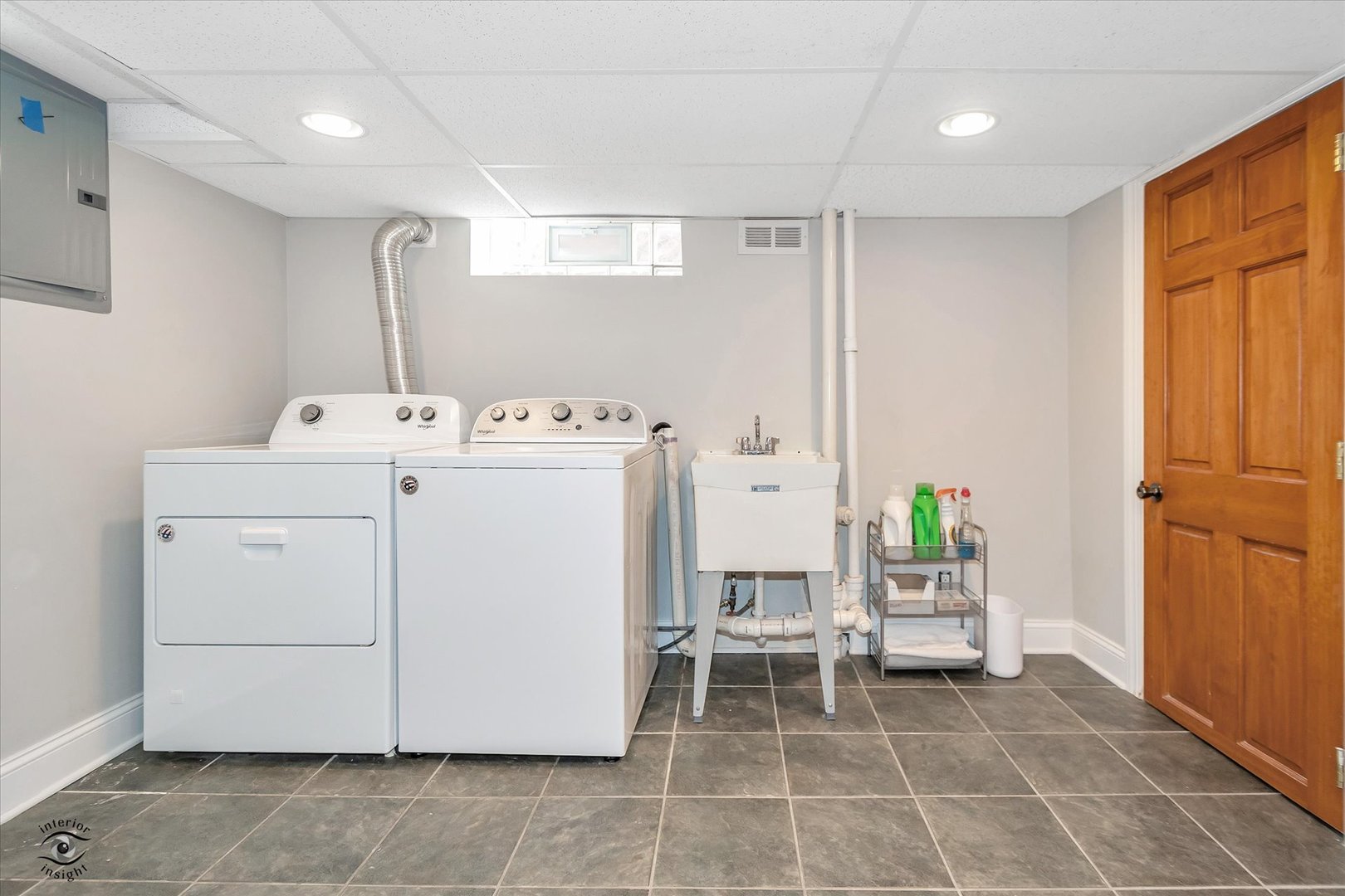 9519 S LEAVITT Street