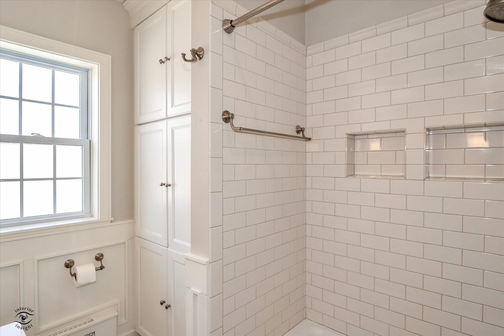 9519 S LEAVITT Street