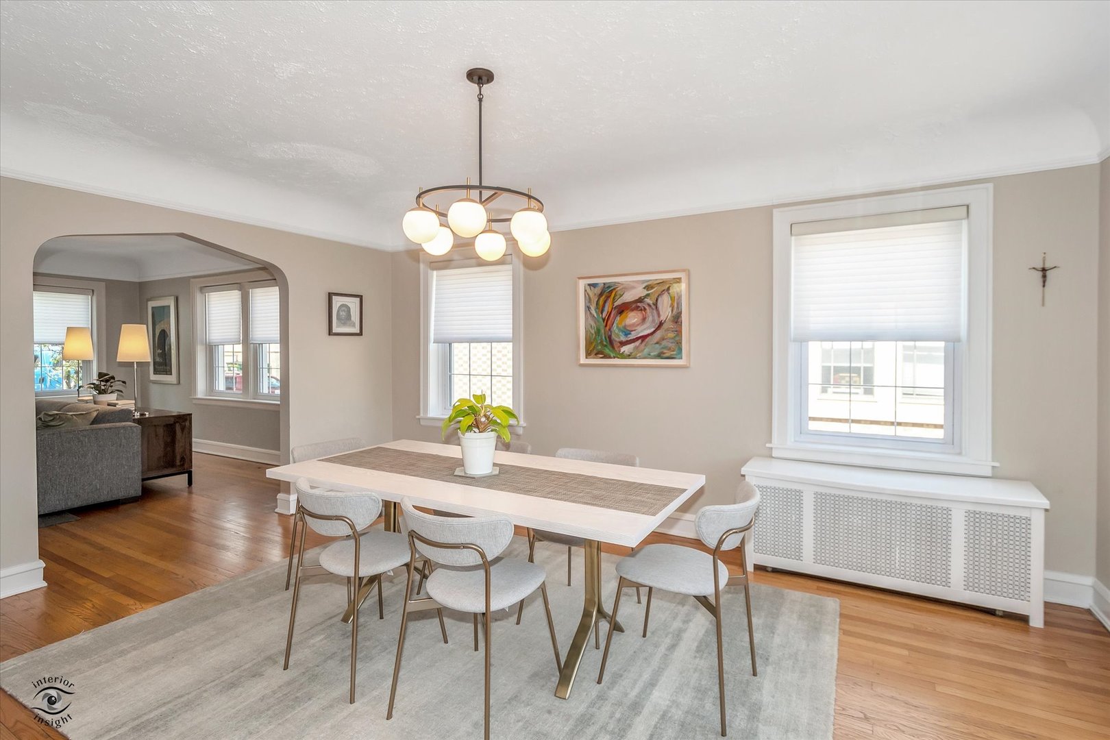 9519 S LEAVITT Street