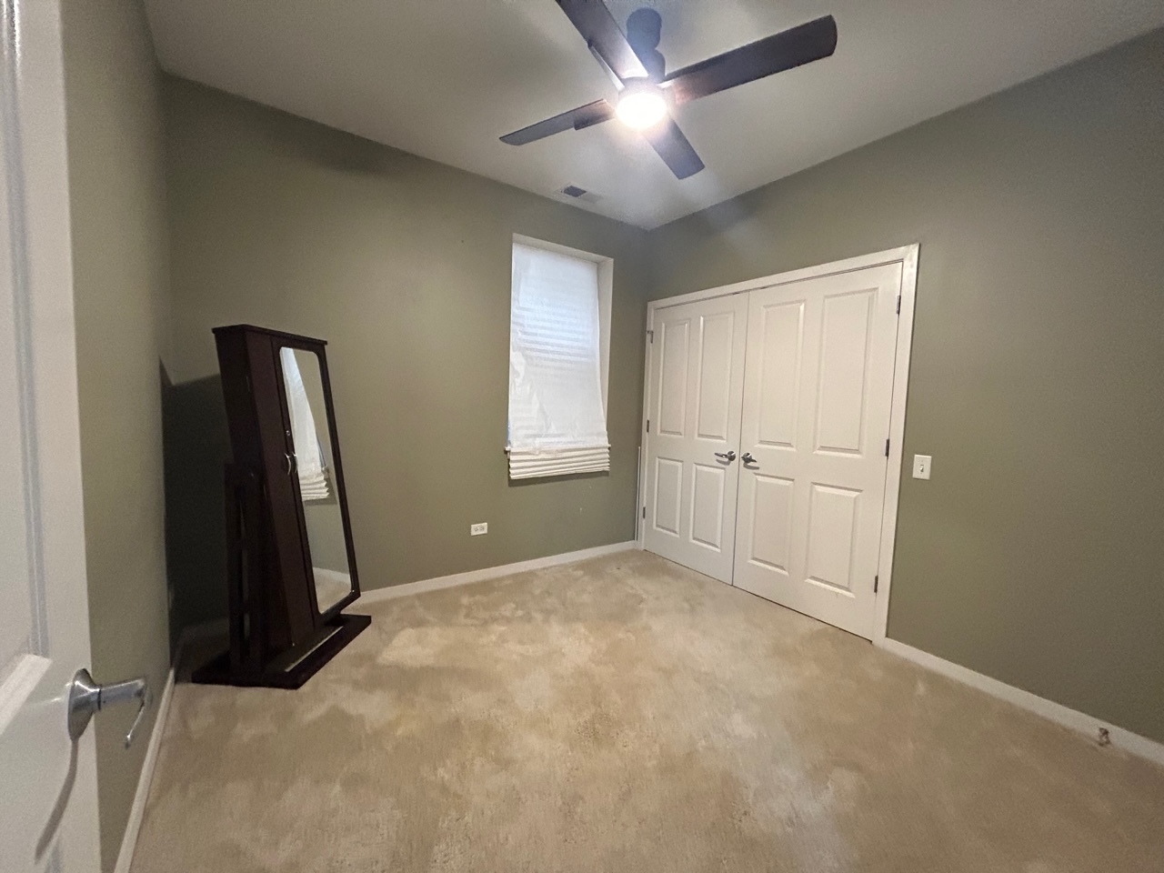 1258 S Blue Island Avenue Unit: 102