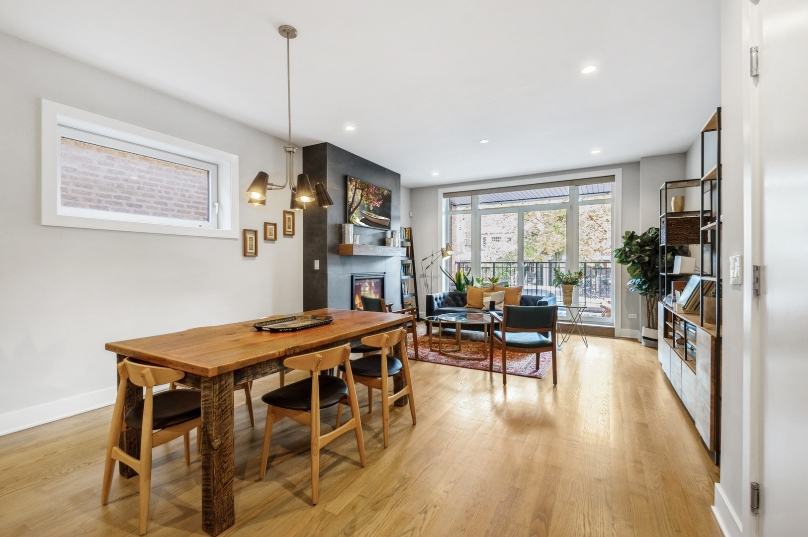 4711 N Damen Avenue Unit: 1S