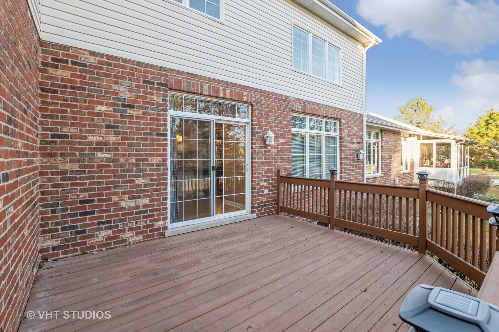 6953 Margaret Courtyard