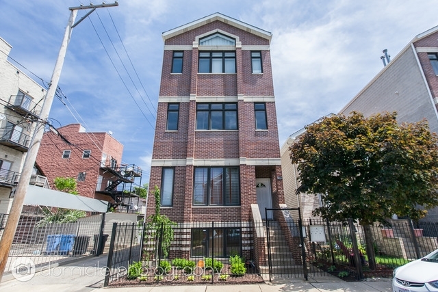 513 S DENVIR Avenue Unit: 2