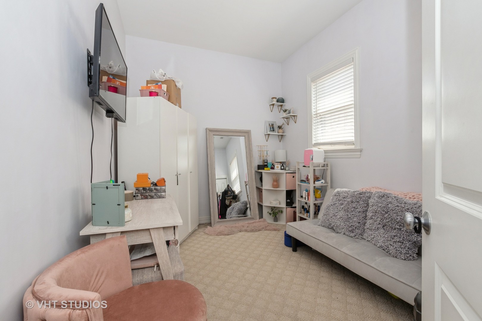 513 S DENVIR Avenue Unit: 2