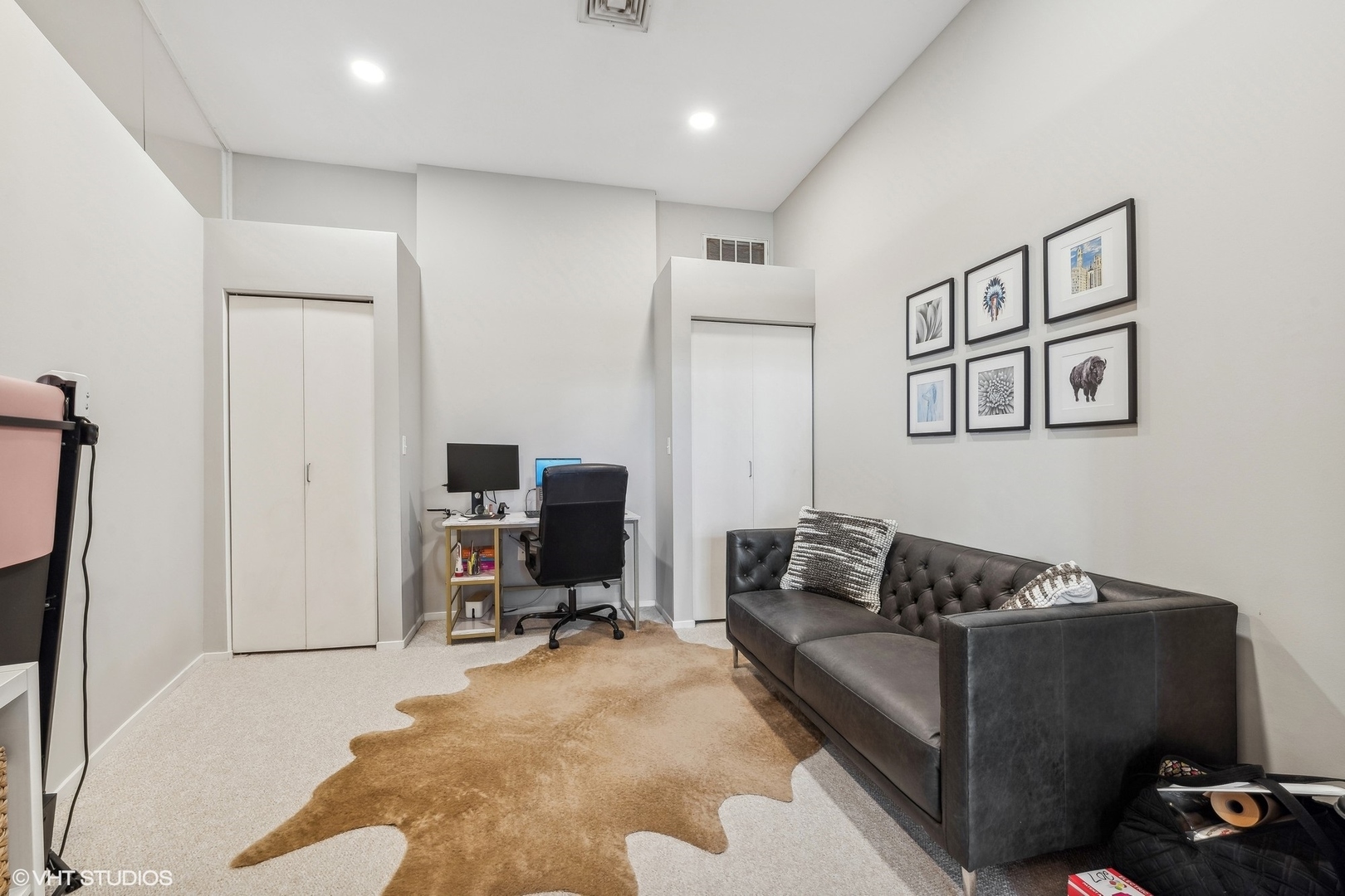 324 N Jefferson Street Unit: 207