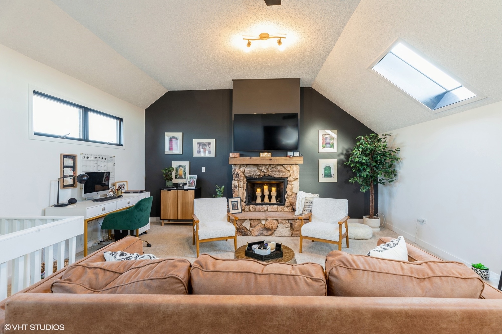 7920 Paxton Avenue Unit: 3E