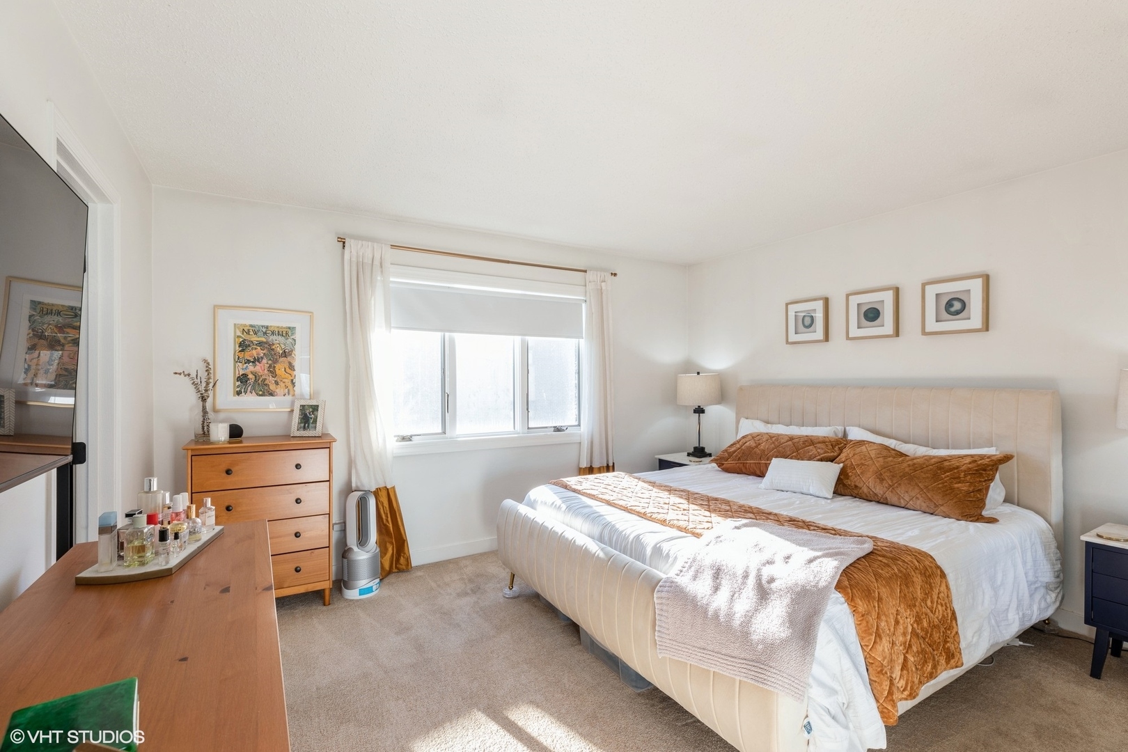 7920 Paxton Avenue Unit: 3E