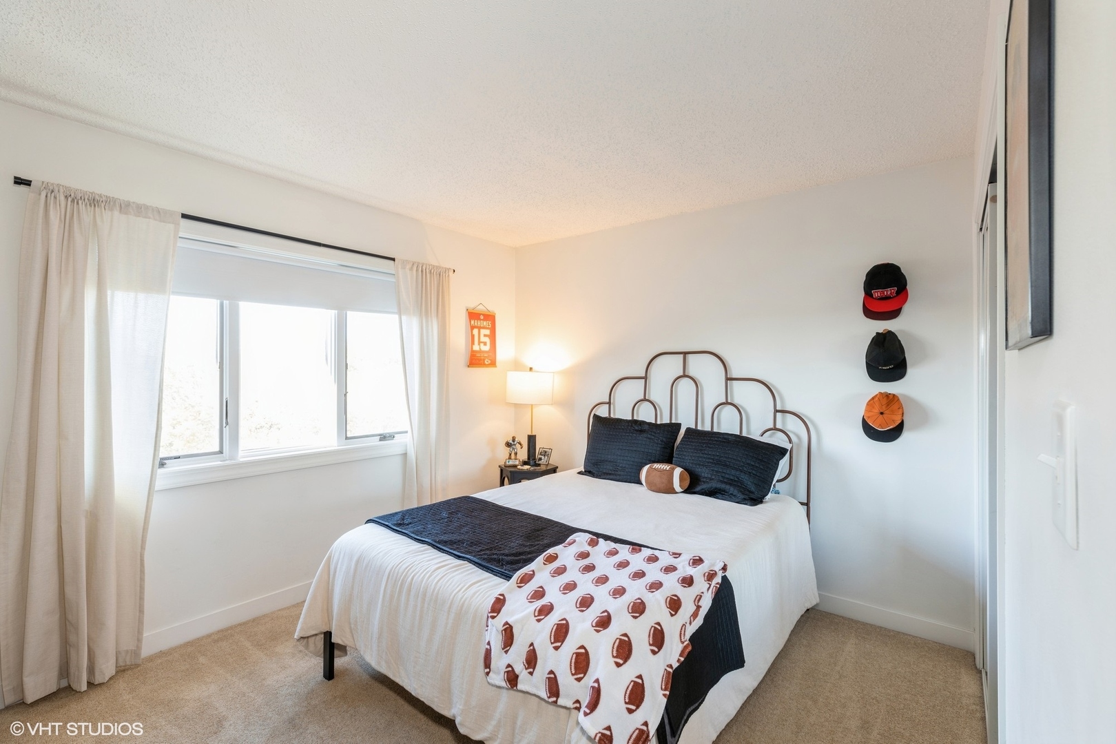 7920 Paxton Avenue Unit: 3E