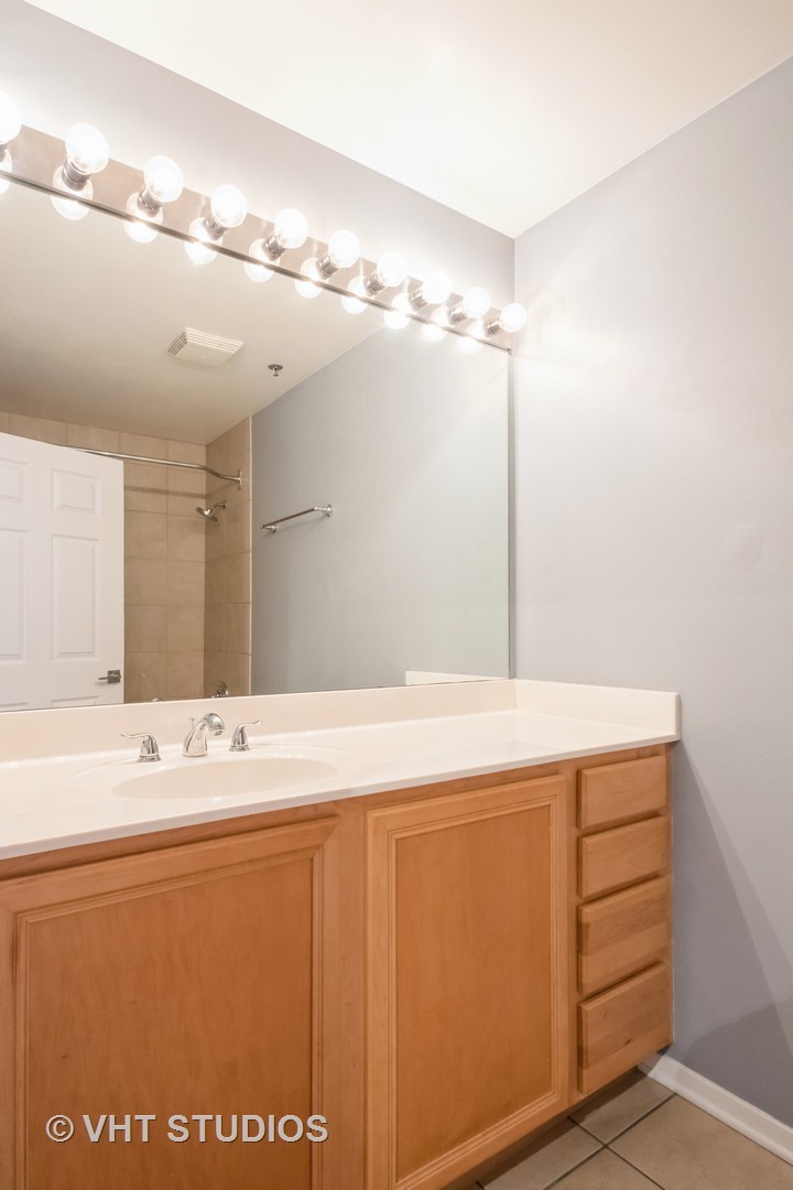 1524 S Sangamon Street Unit: 301