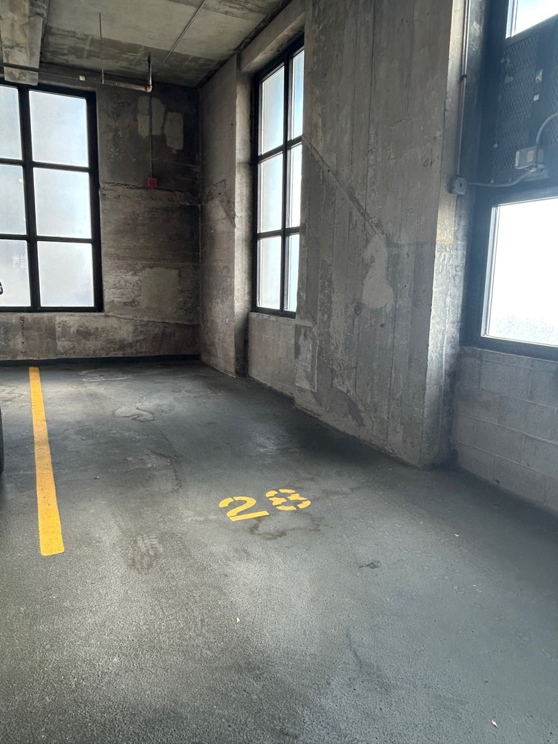 1524 S Sangamon Street Unit: 301