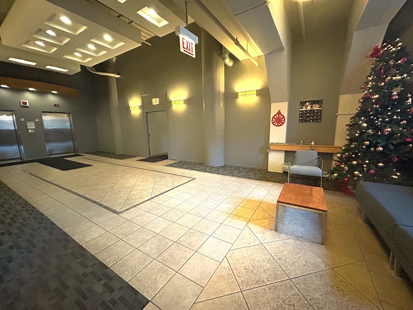 1524 S Sangamon Street Unit: 301