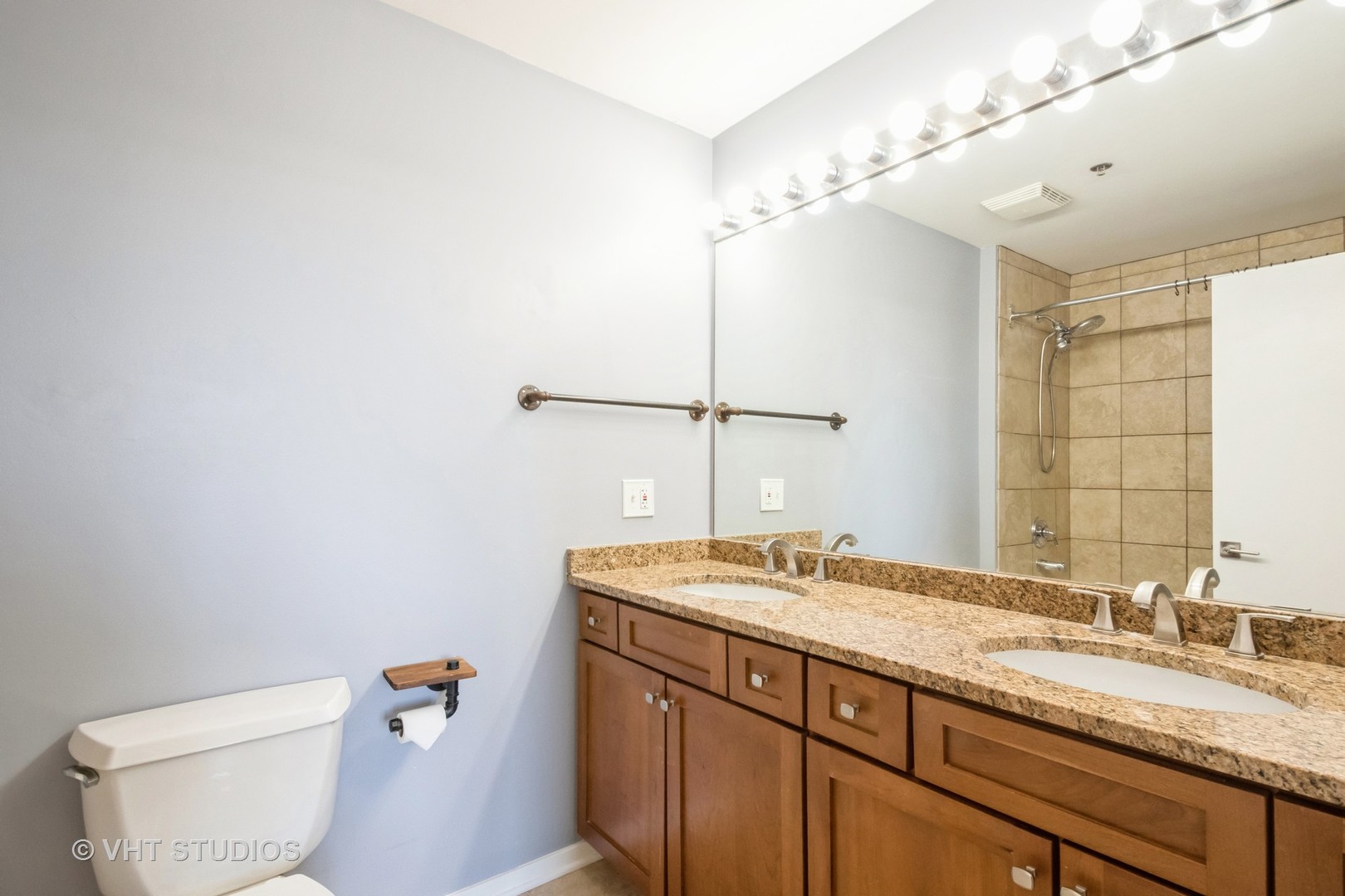 1524 S Sangamon Street Unit: 301