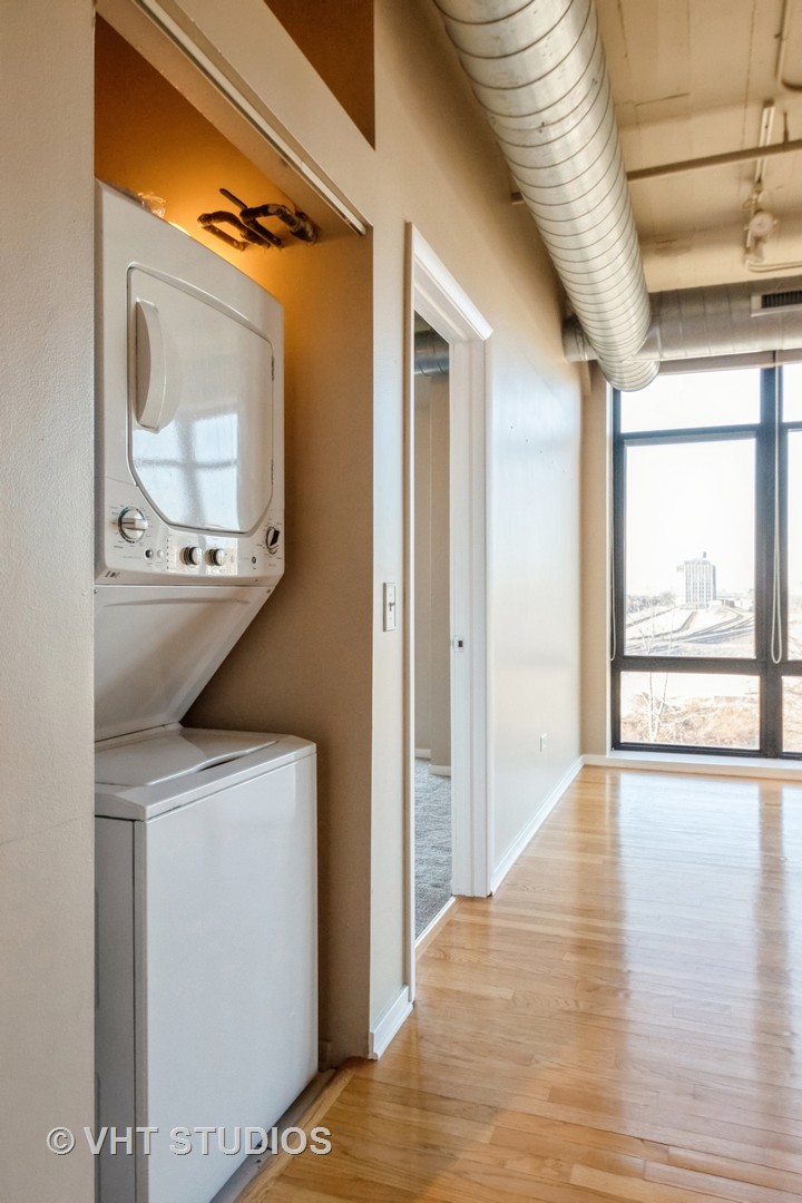 1524 S Sangamon Street Unit: 301