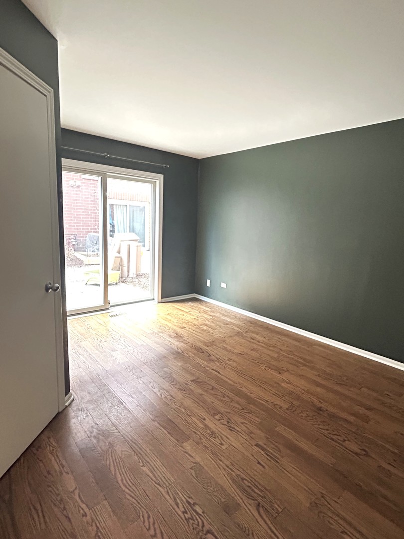 1775 W ALTGELD Street Unit: E