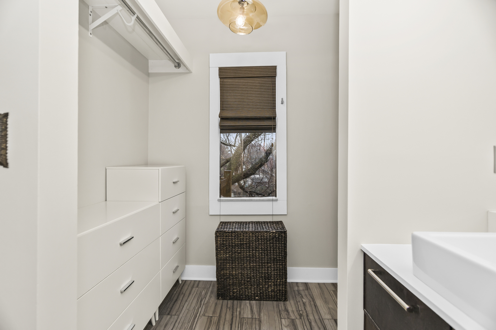 913 Michigan Avenue Unit: 3