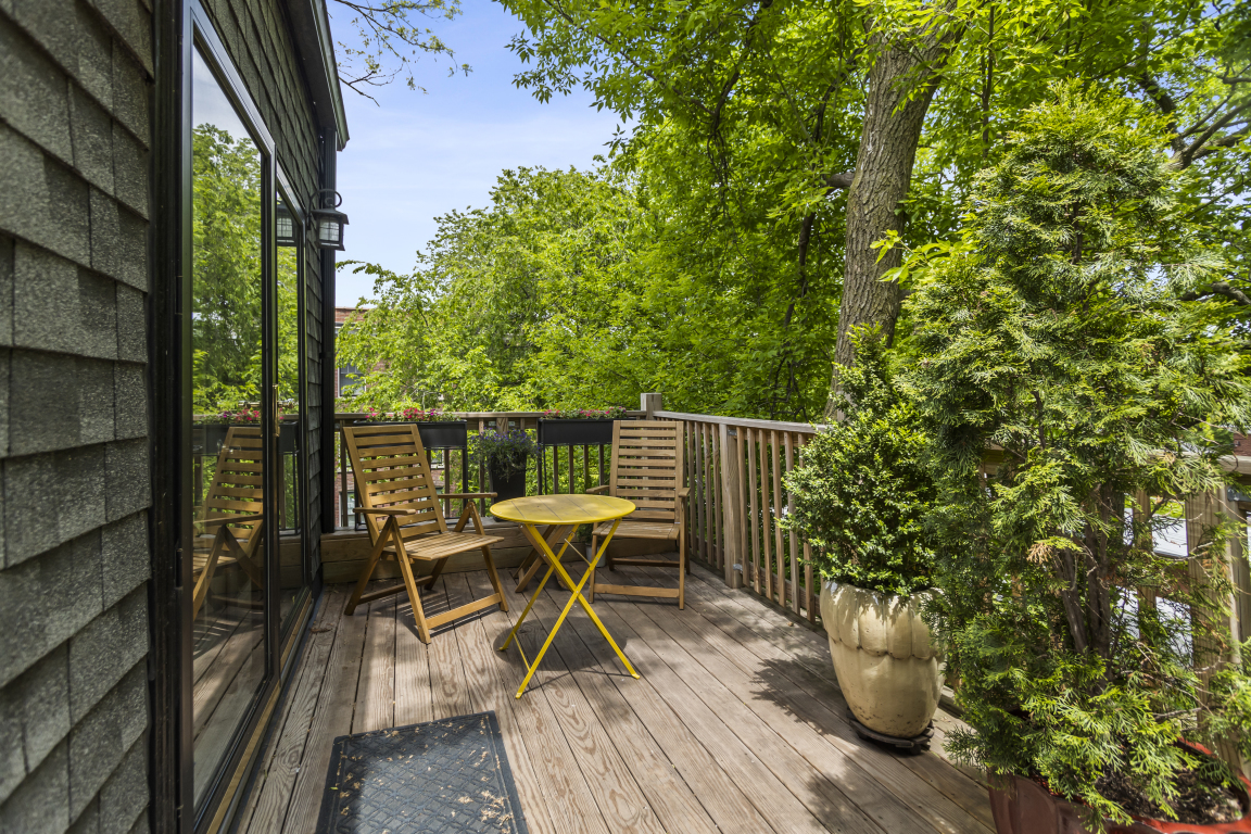 913 Michigan Avenue Unit: 3