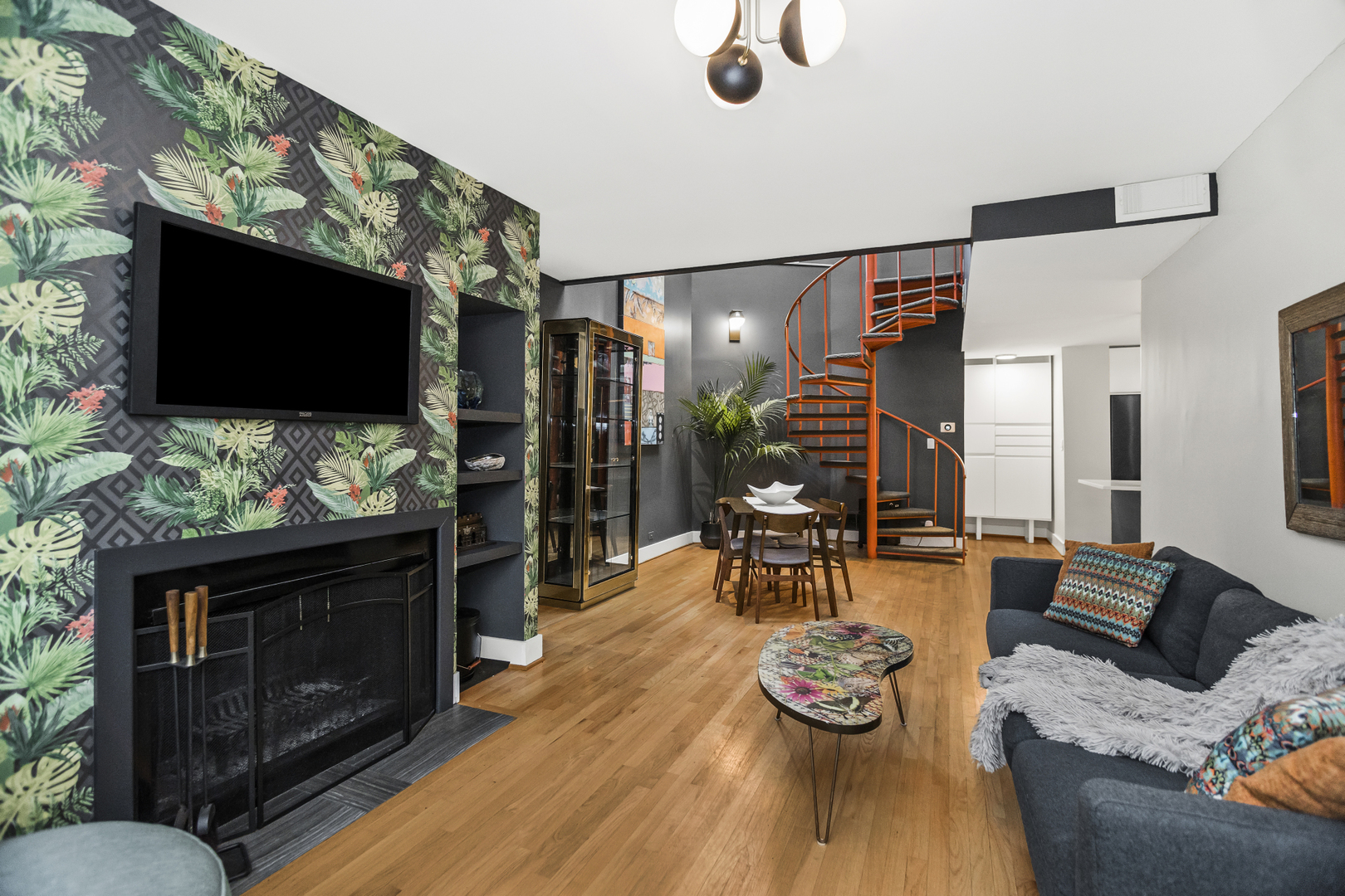 913 Michigan Avenue Unit: 3