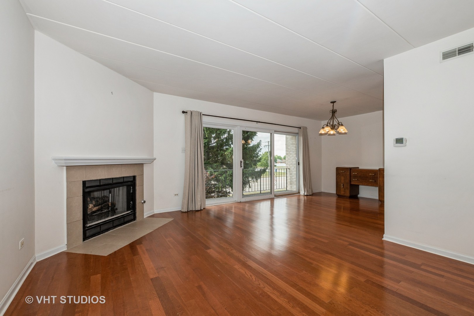 7925 W 157th Street Unit: 1N