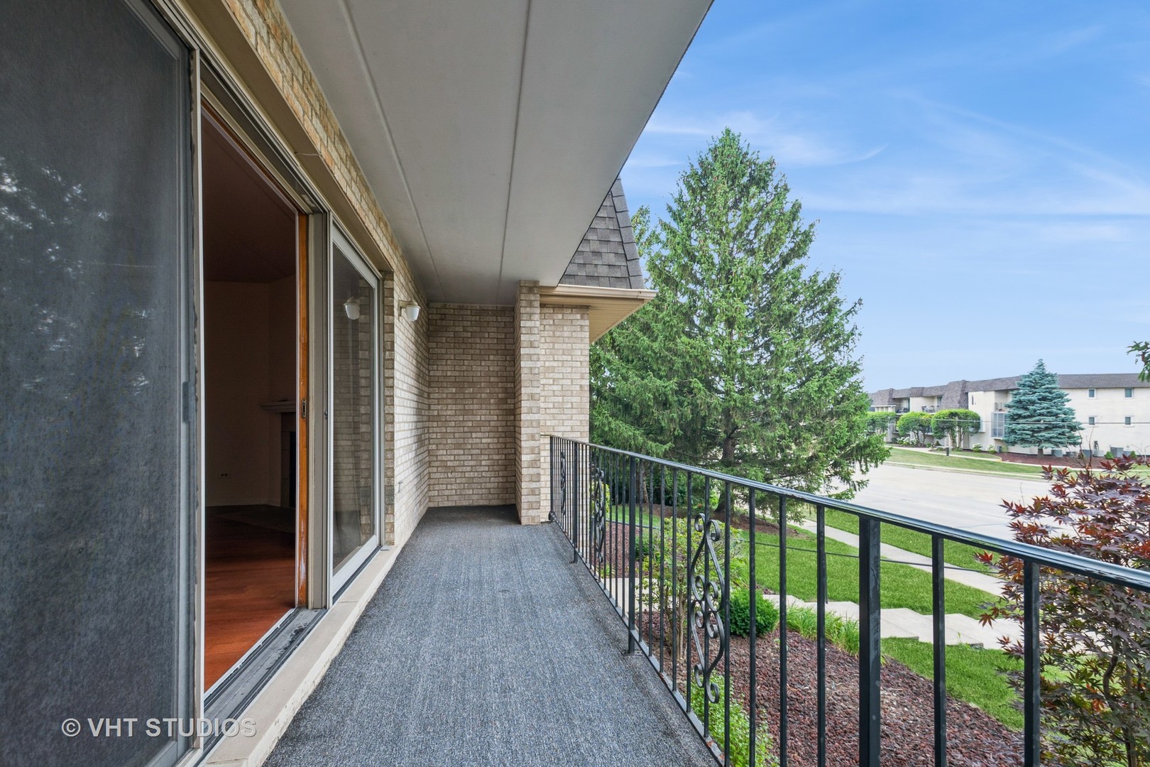 7925 W 157th Street Unit: 1N