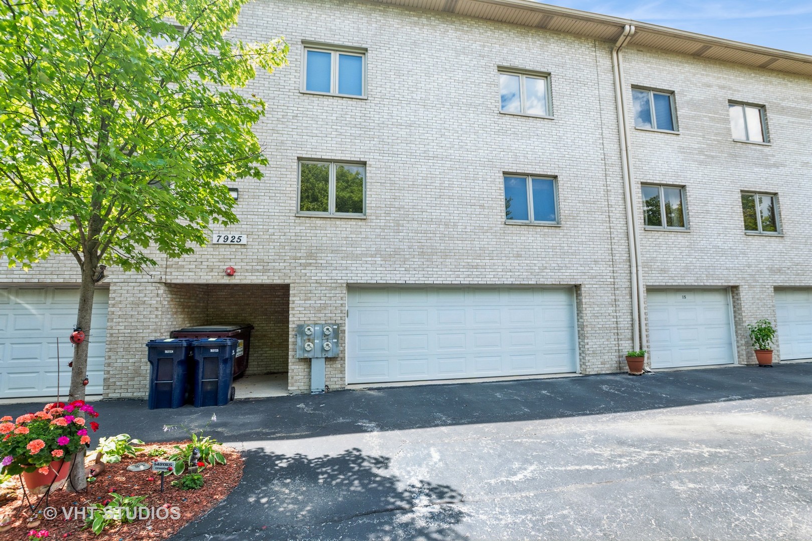 7925 W 157th Street Unit: 1N