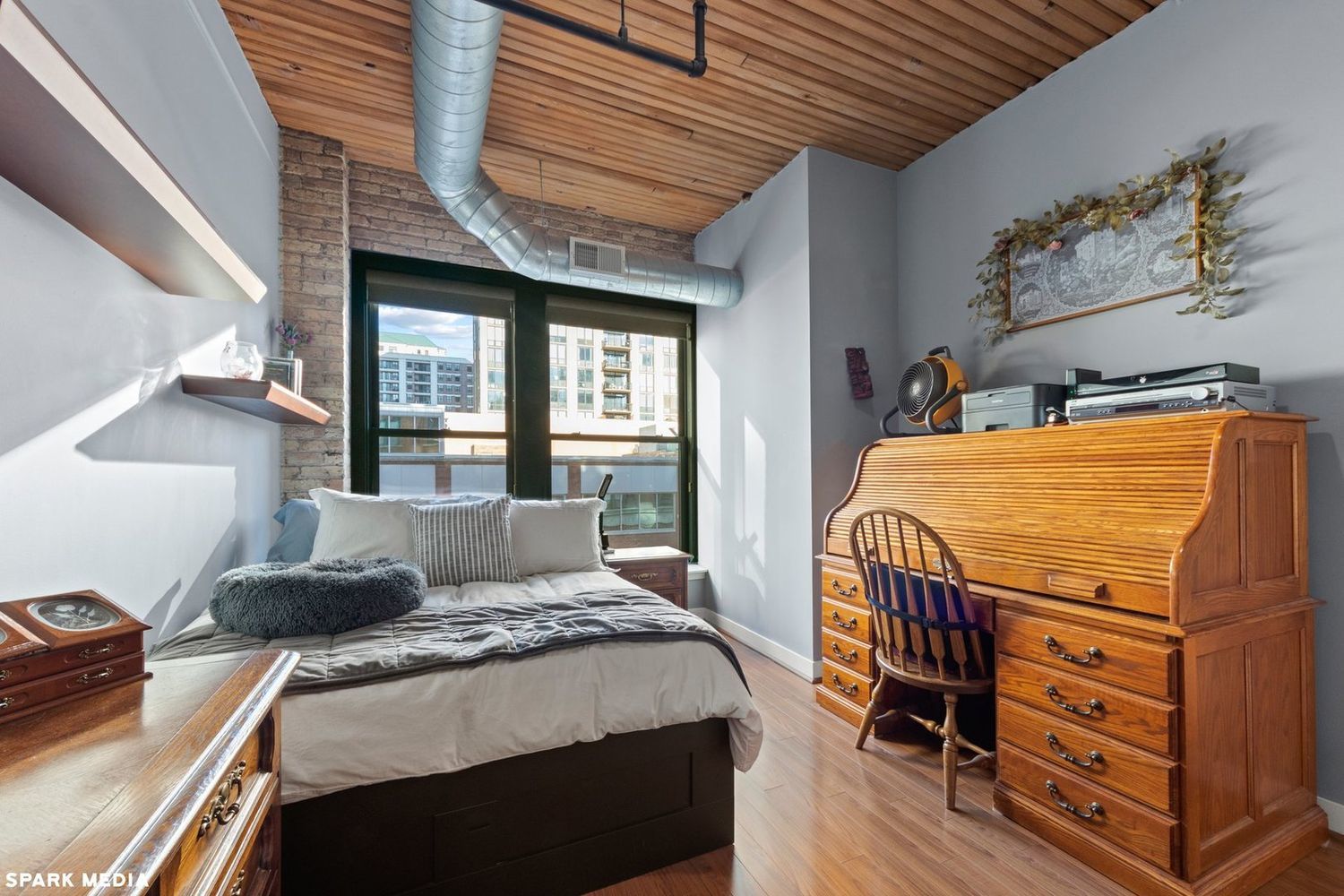 411 W Ontario Street Unit: 405