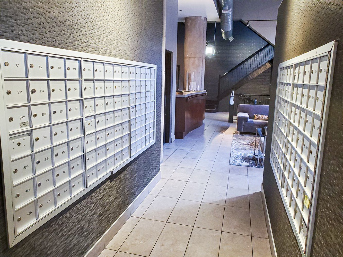 411 W Ontario Street Unit: 405