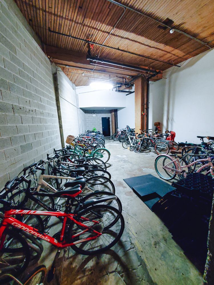 411 W Ontario Street Unit: 405