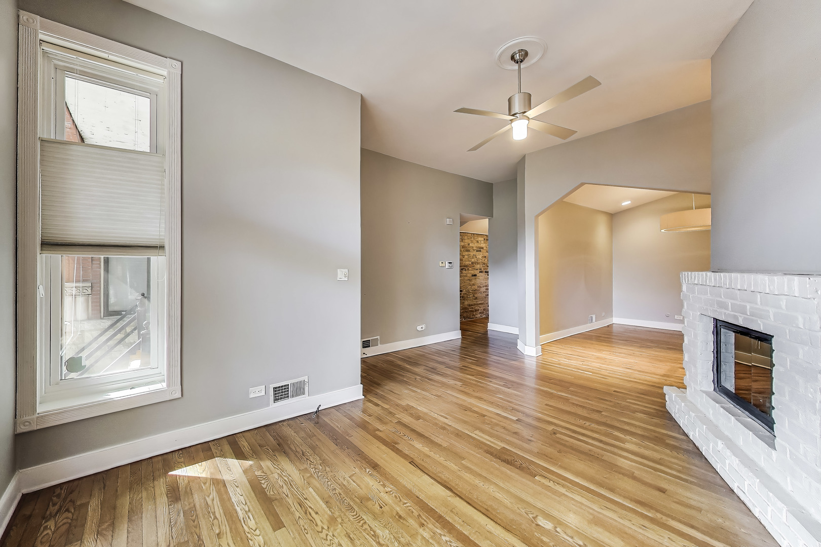 1142 W Schubert Avenue Unit: 3