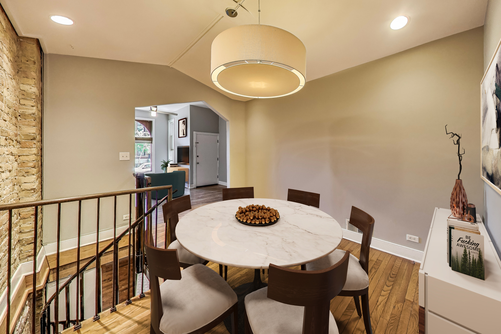 1142 W Schubert Avenue Unit: 3