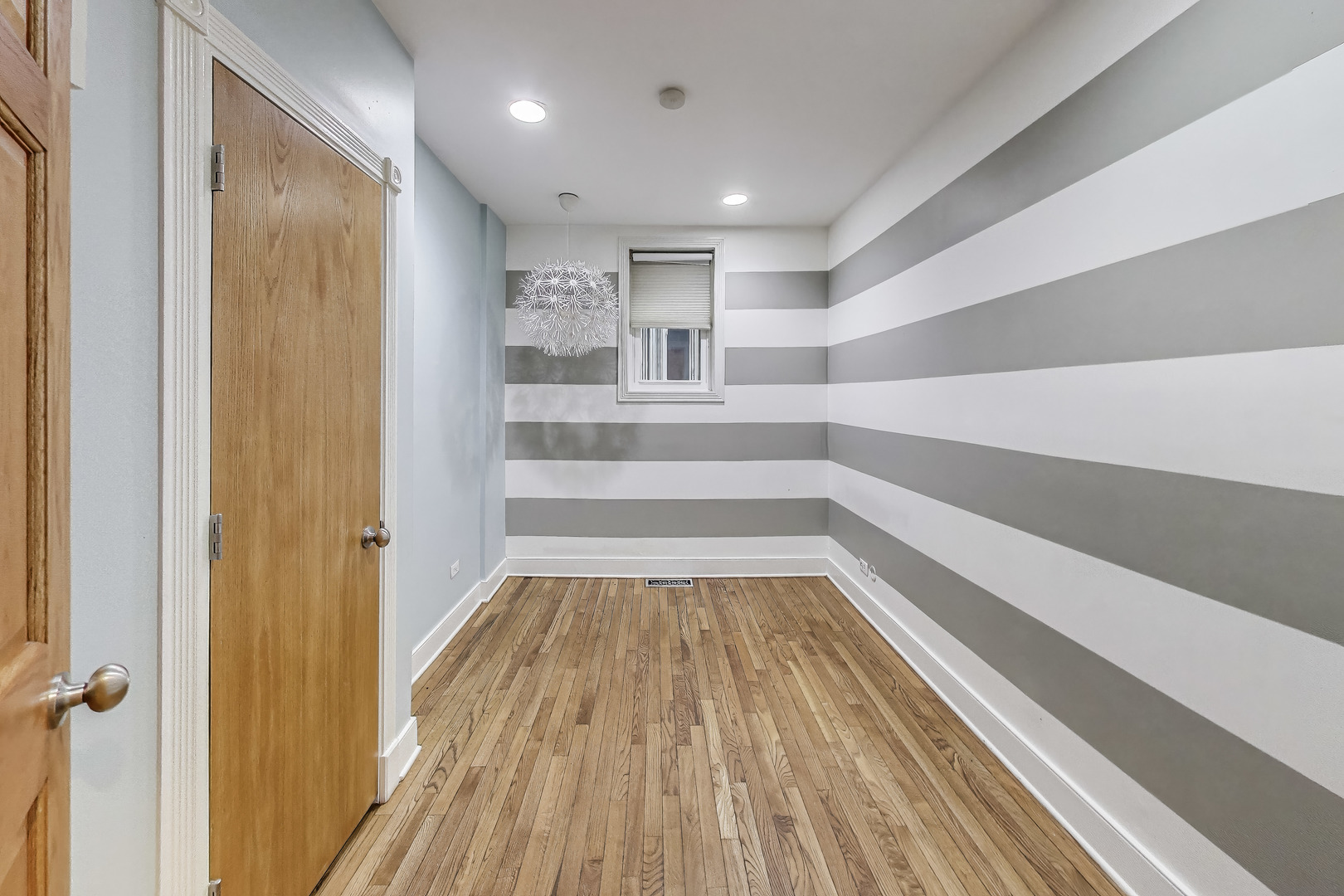 1142 W Schubert Avenue Unit: 3