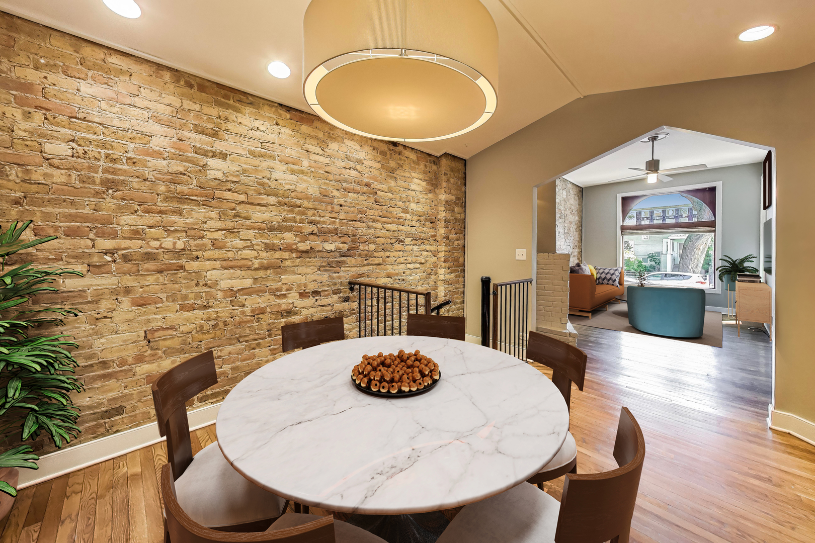 1142 W Schubert Avenue Unit: 3