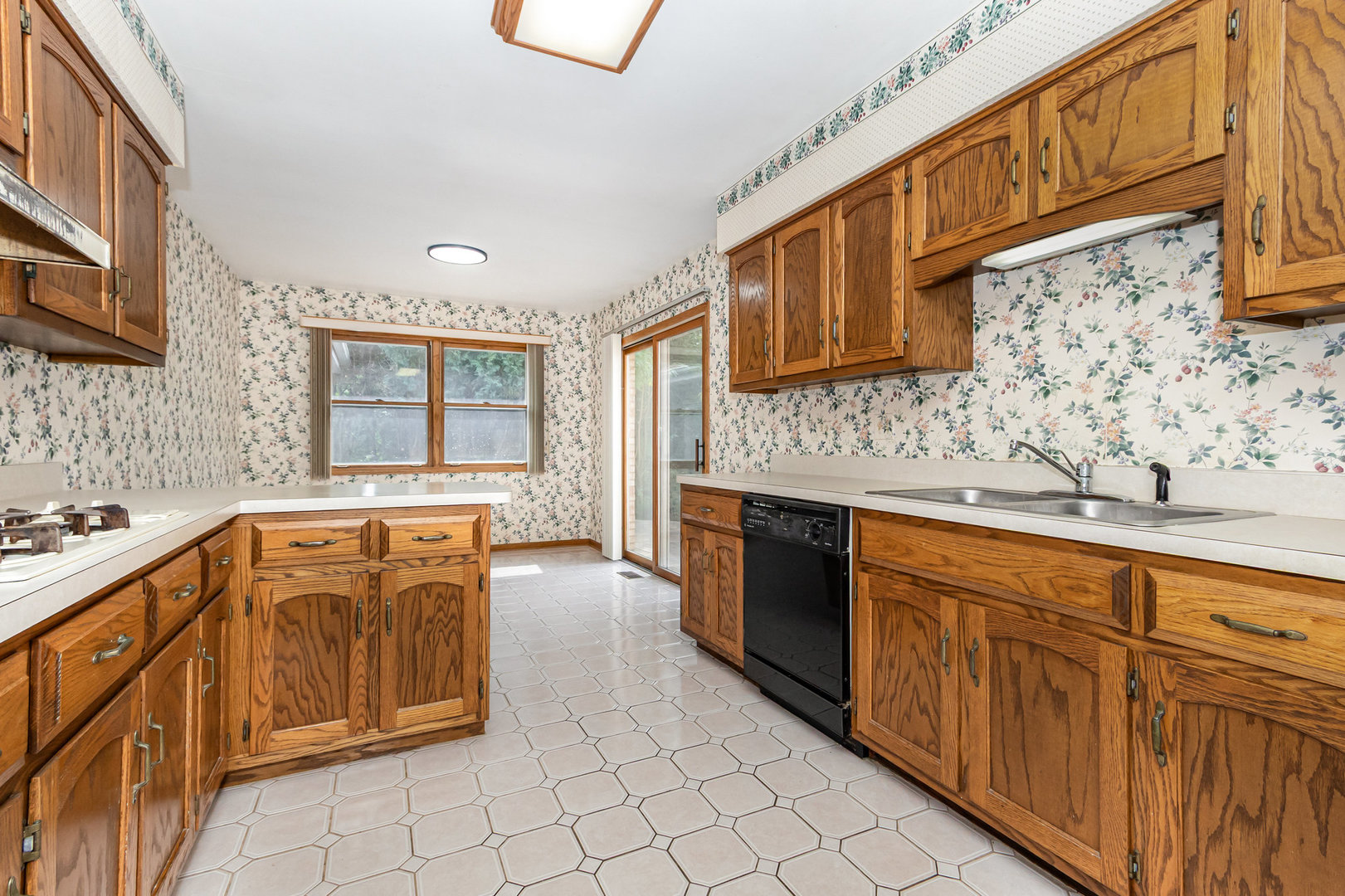 13910 Green Valley Drive