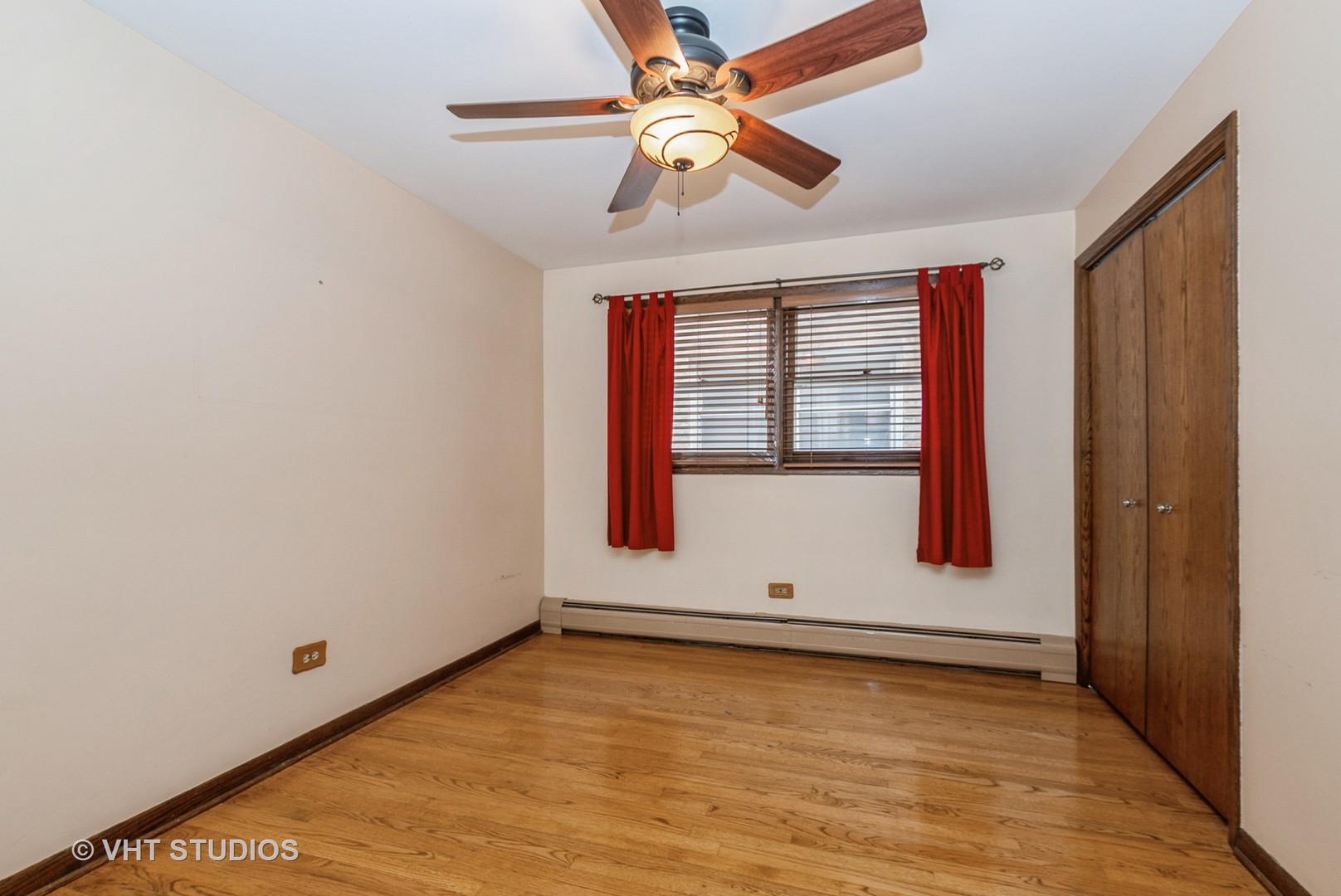 6004 S Kolmar Avenue