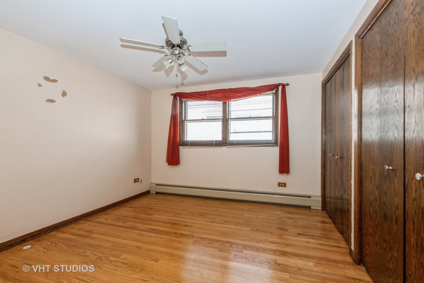 6004 S Kolmar Avenue